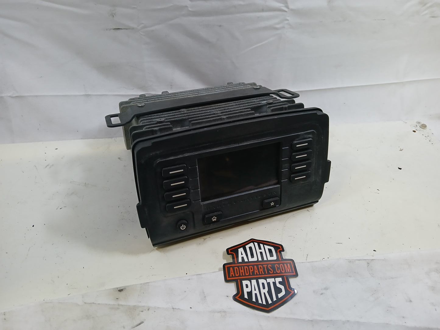 Radio/reciever,STD/DOM Streetglide/Roadglide 2017