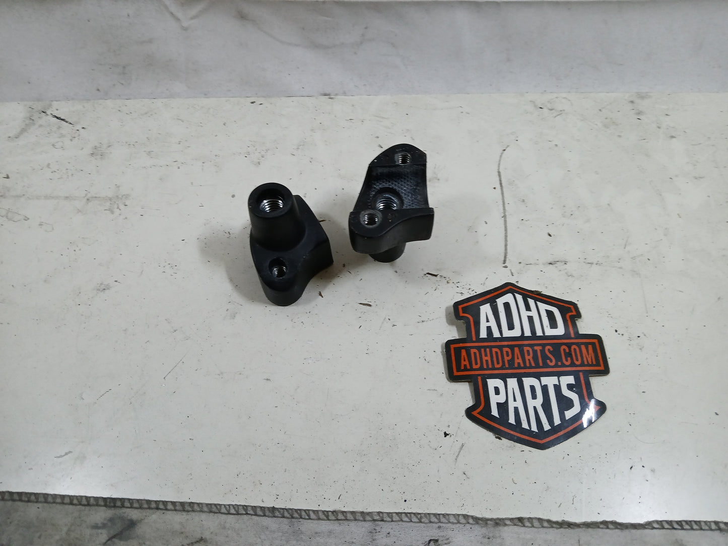 Risere 1 1/2" for 1 " styre sorte.