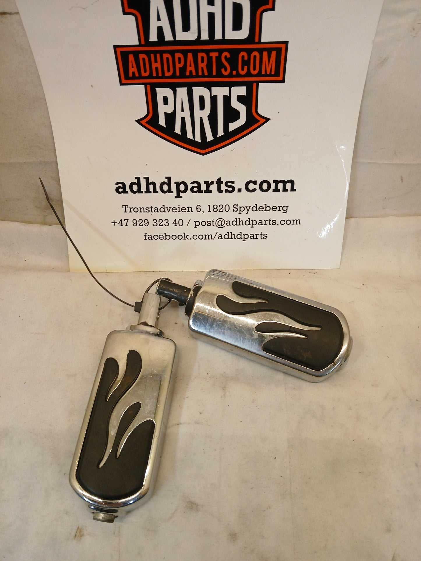 Custom fothvilere Crome/sort