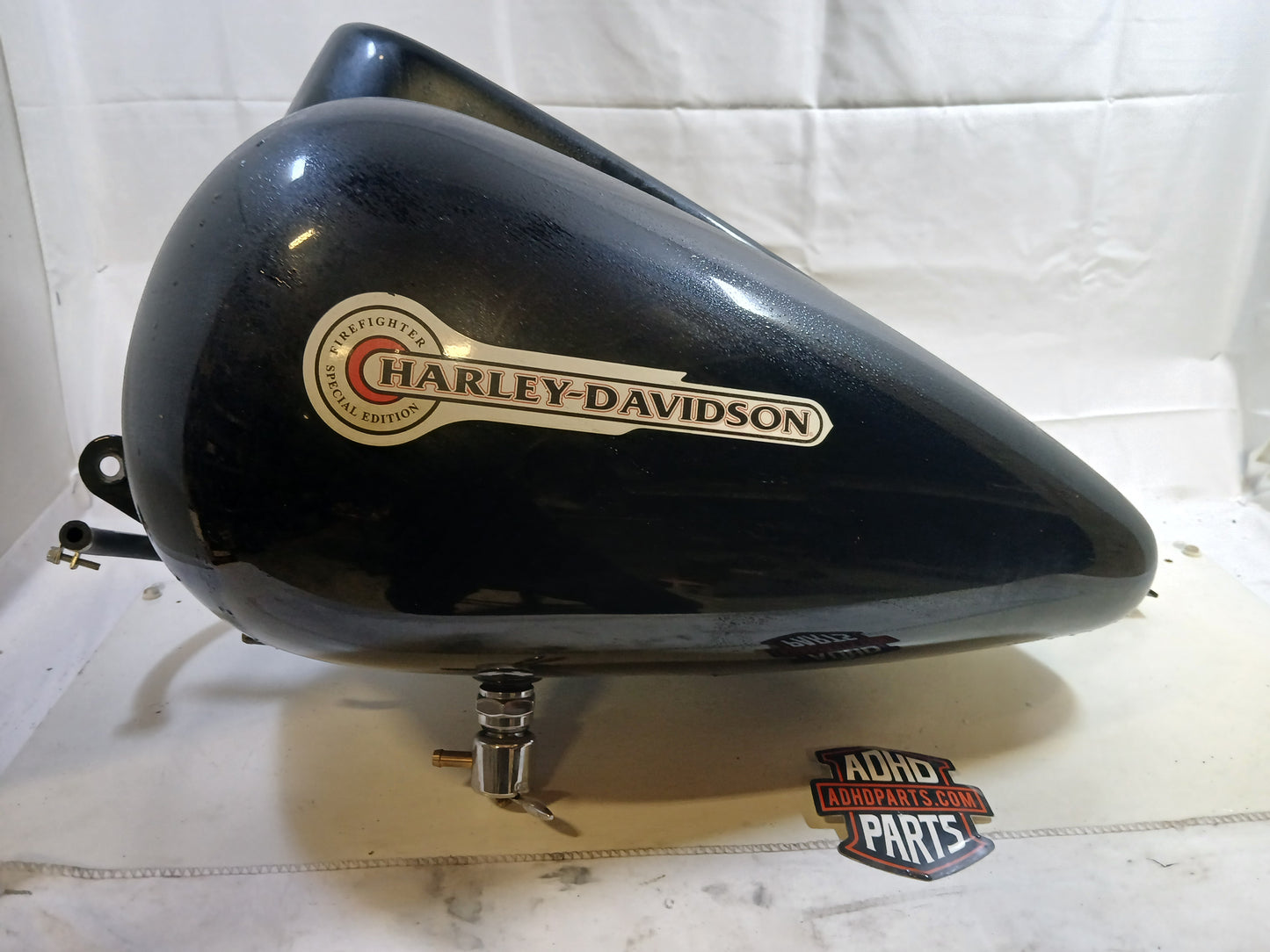 Bensintank Softail 84-99 med midtrack