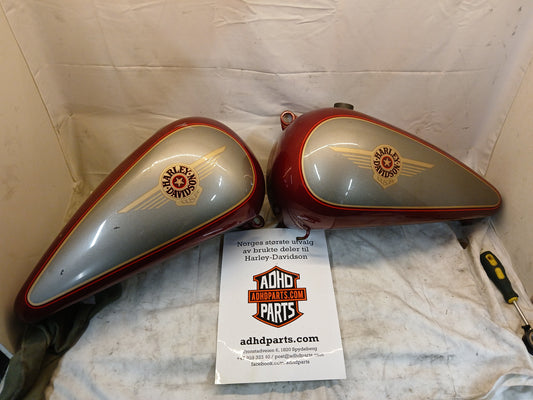 2 delt tank Rød/logo Softail 84-99