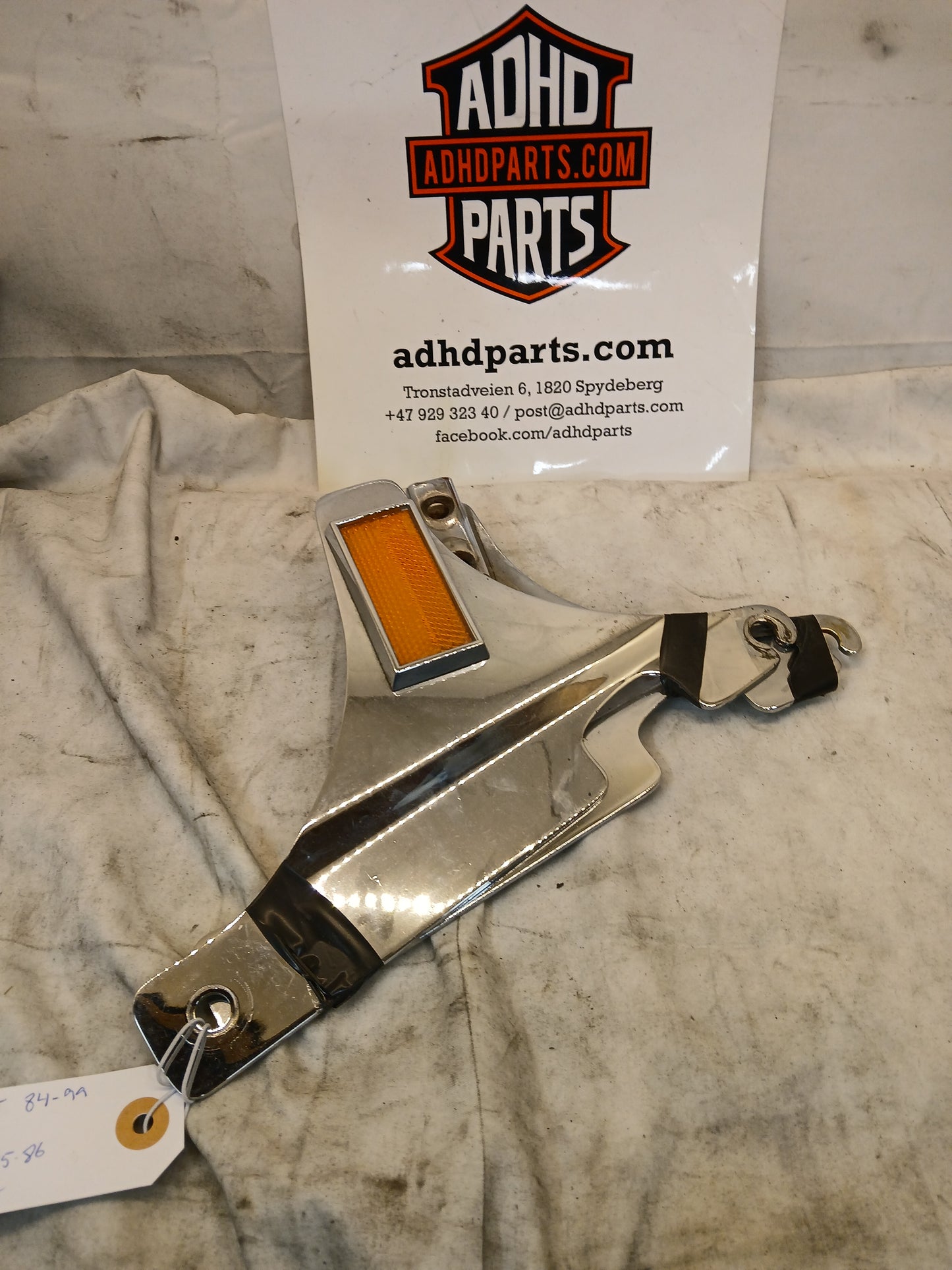 Sissybar sideplater FXST 84-99 / WG 85-86