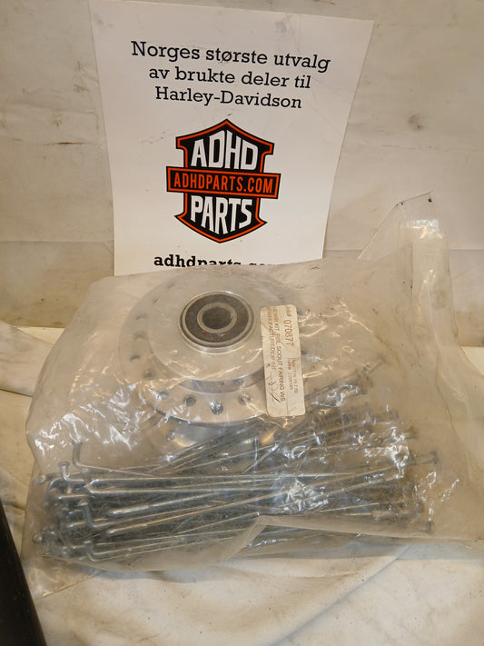 Nav med eiker. Løst